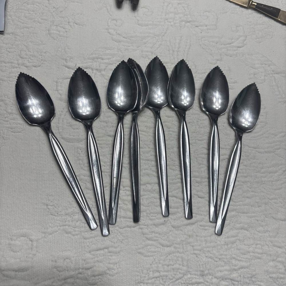 W.M. Rogers Grapefruit Spoons Flatware Set of 8